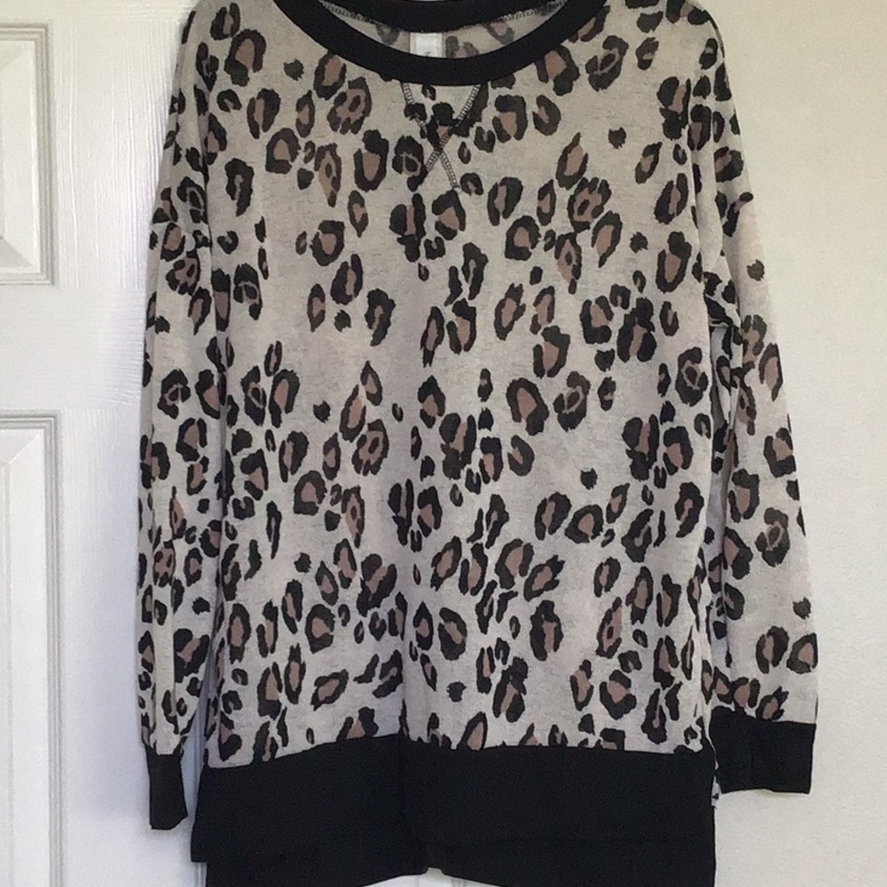 Honeyme lightweight top/sweater animal print